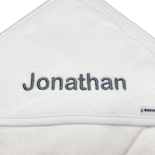 Voorbeeld van borduring op badcape wit 'Jonathan'